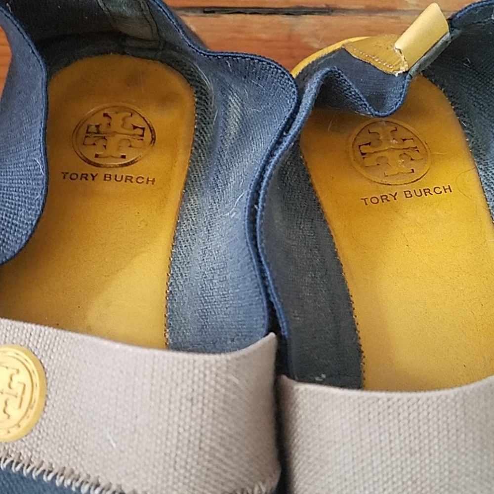 Used shoes - Picture 3 of 8